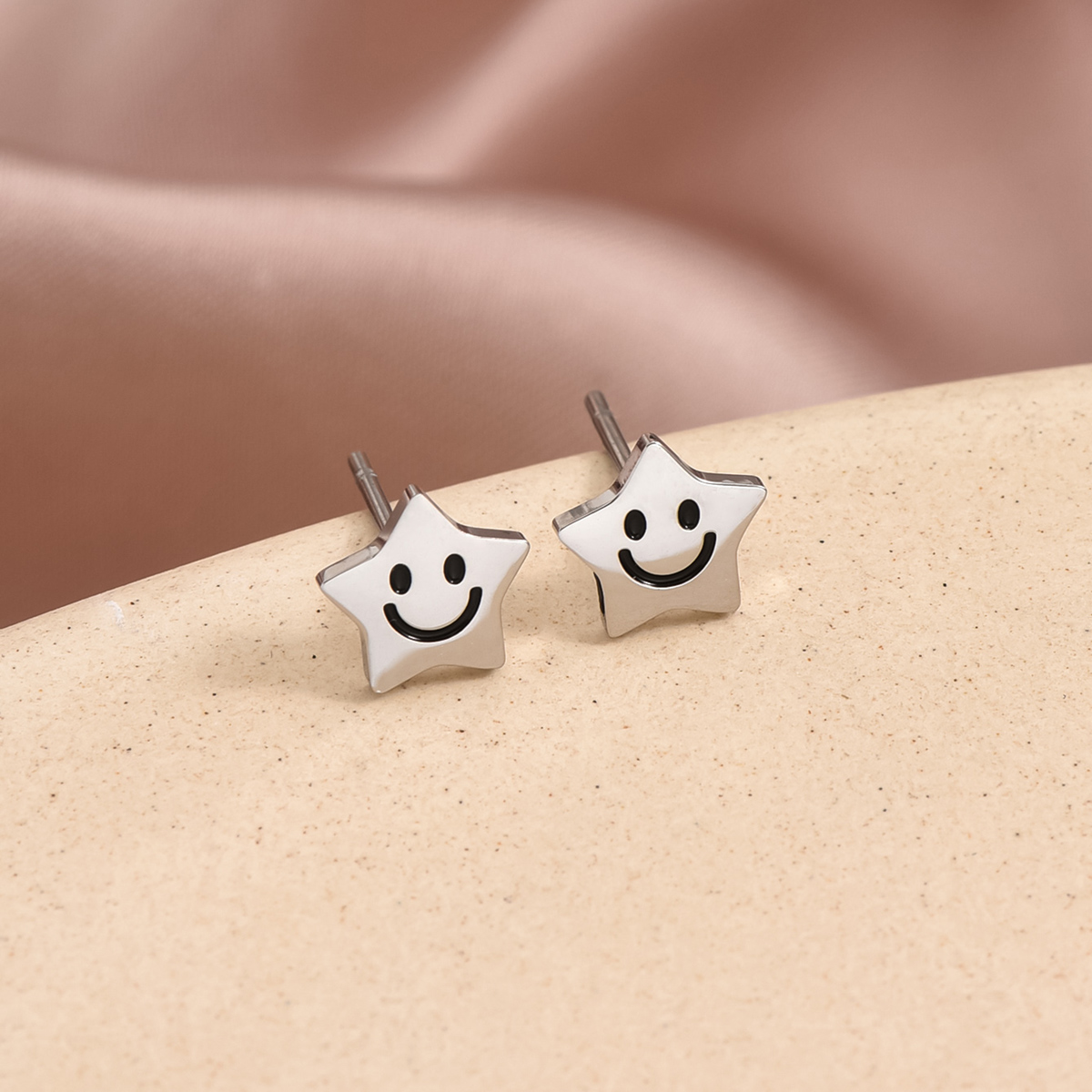 1 Pair Cute Sweet Rabbit Star Fish Bone Epoxy Inlay 304 Stainless Steel Artificial Pearls Zircon Ear Studs display picture 2