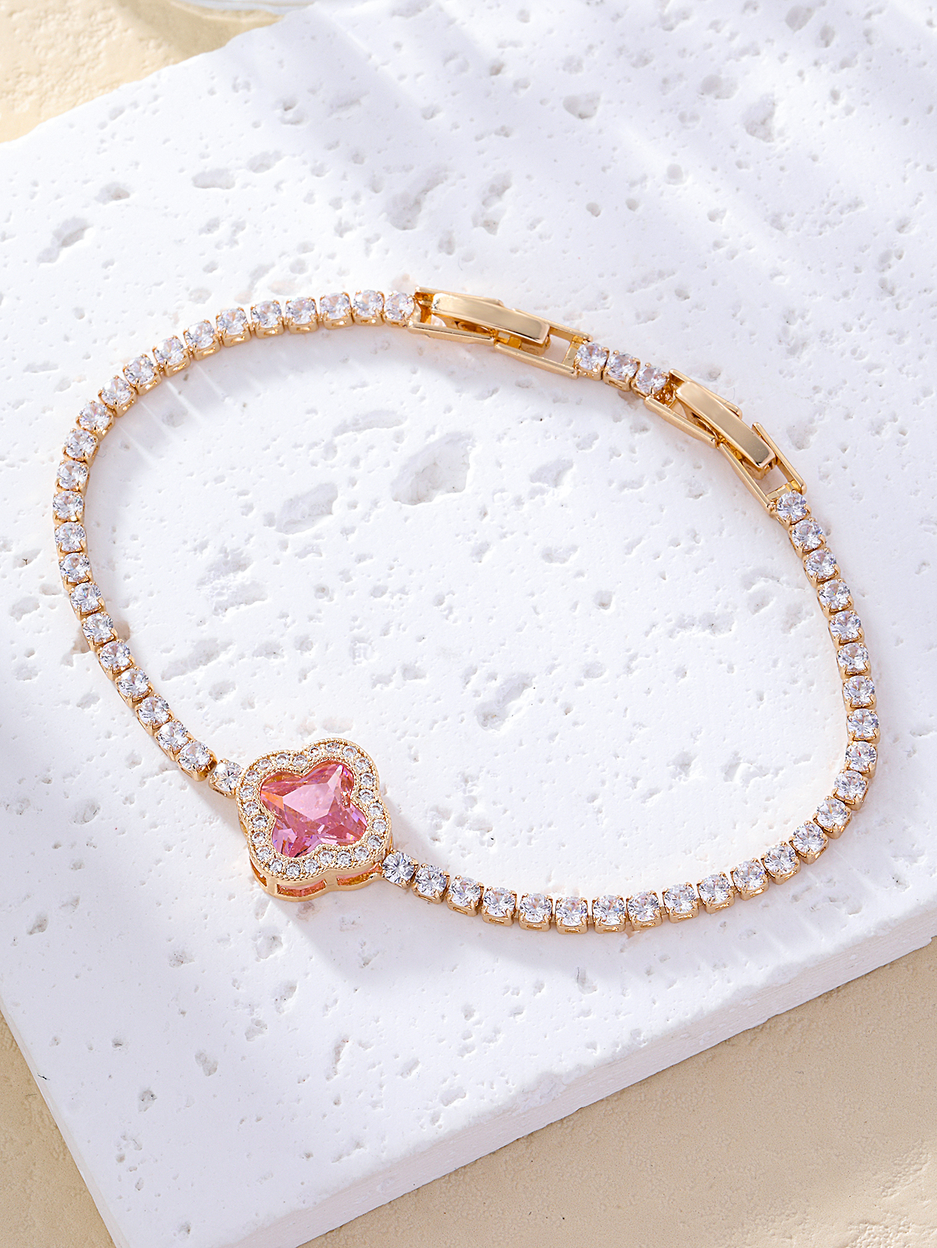 Elegant Solid Color Copper Plating Inlay Zircon White Gold Plated Gold Plated Bracelets display picture 3