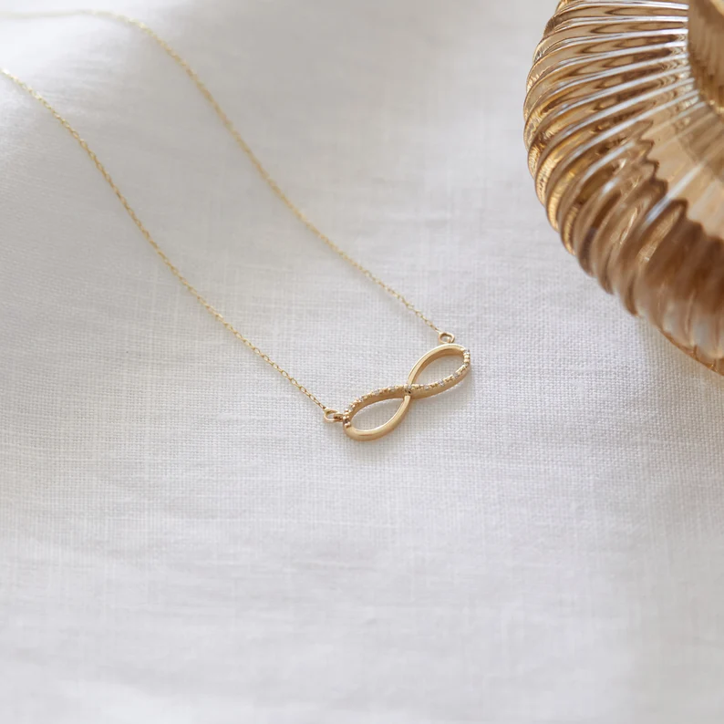 Copper Gold Plated Simple Style Infinity Pendant Necklace display picture 2