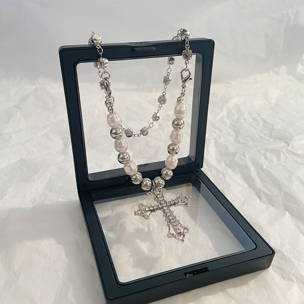 1 Piece Cool Style Cross Alloy Plating Artificial Pearls Rhinestones Silver Plated Women's Pendant Necklace display picture 5