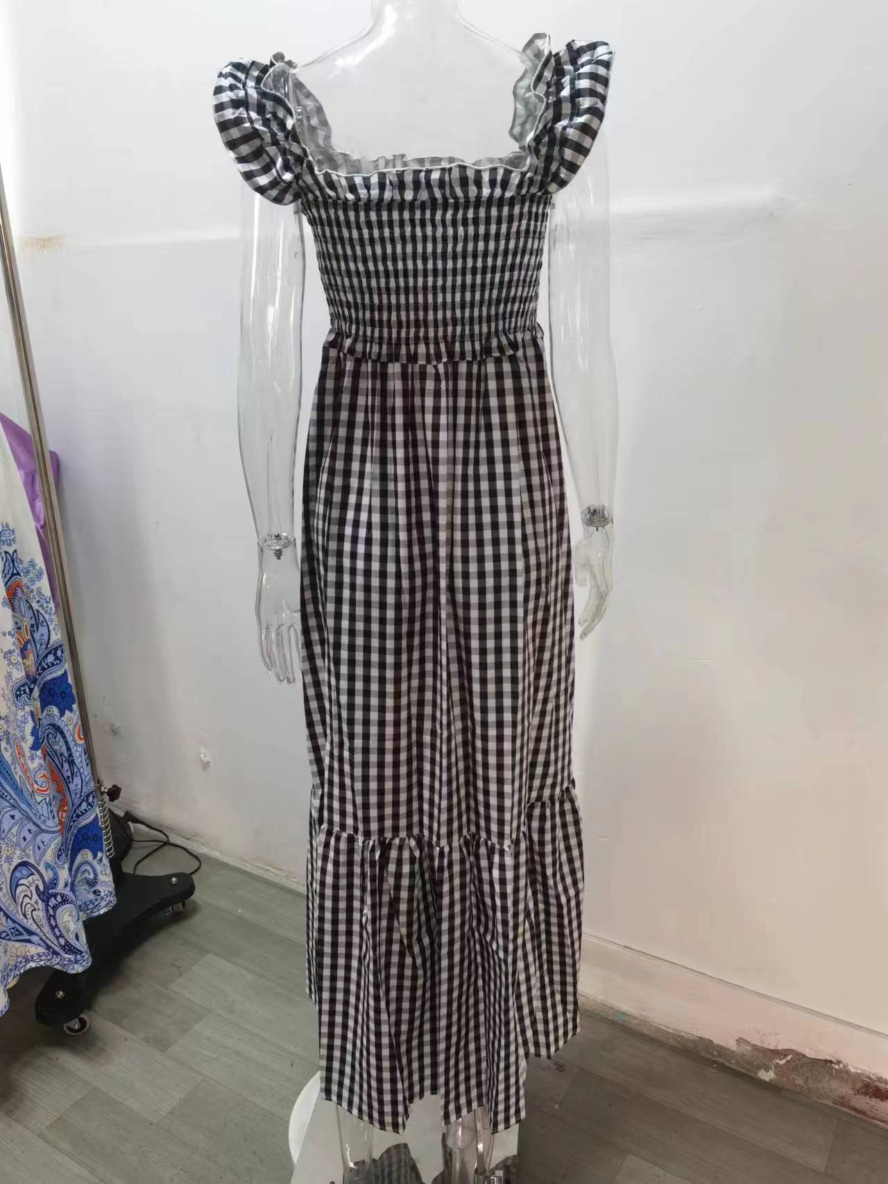 Women's A-line Skirt Regular Dress Bodycon Dress Simple Style Classic Style U Neck Boat Neck Ruffles Ruffle Hem Ruched Sleeveless Gingham Simple Solid Color Maxi Long Dress Casual Outdoor Daily display picture 8