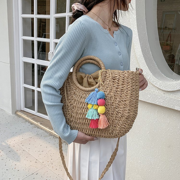 Women's All Seasons Straw Vintage Style Handbag Beach Bag display picture 9