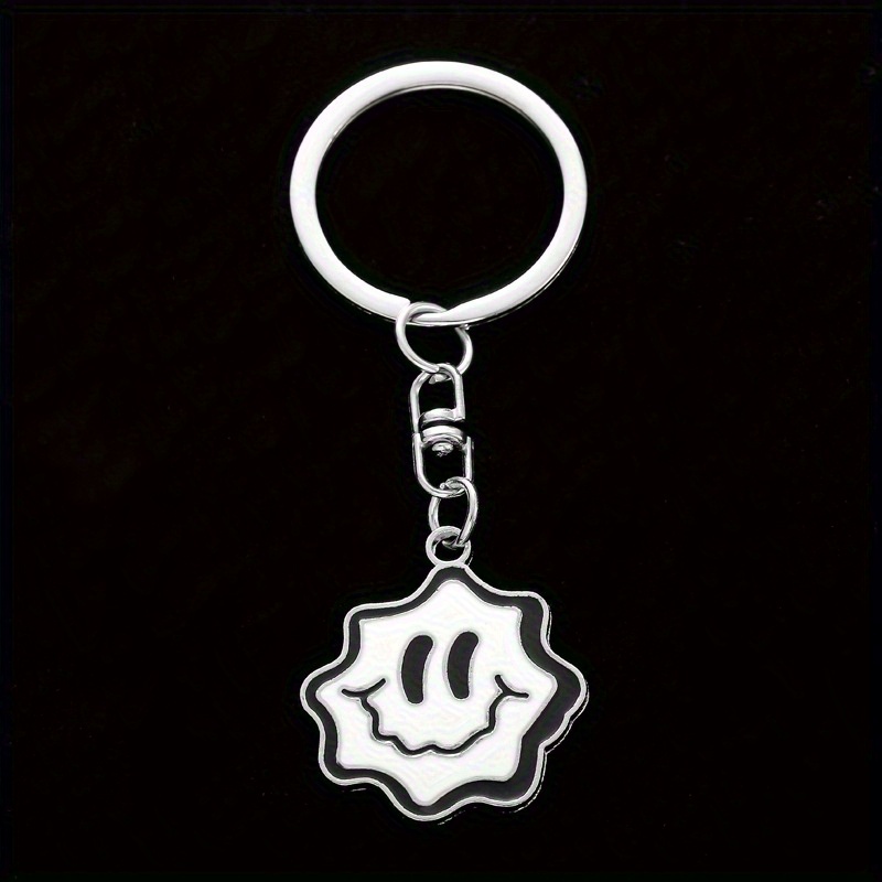 Simple Style Smiley Face Alloy Bag Pendant Keychain display picture 2