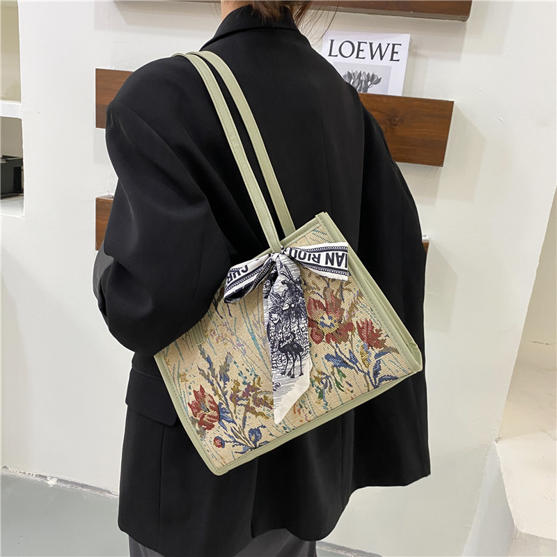 Women's Medium All Seasons Pu Leather Printing Vintage Style Square Zipper Shoulder Bag display picture 8