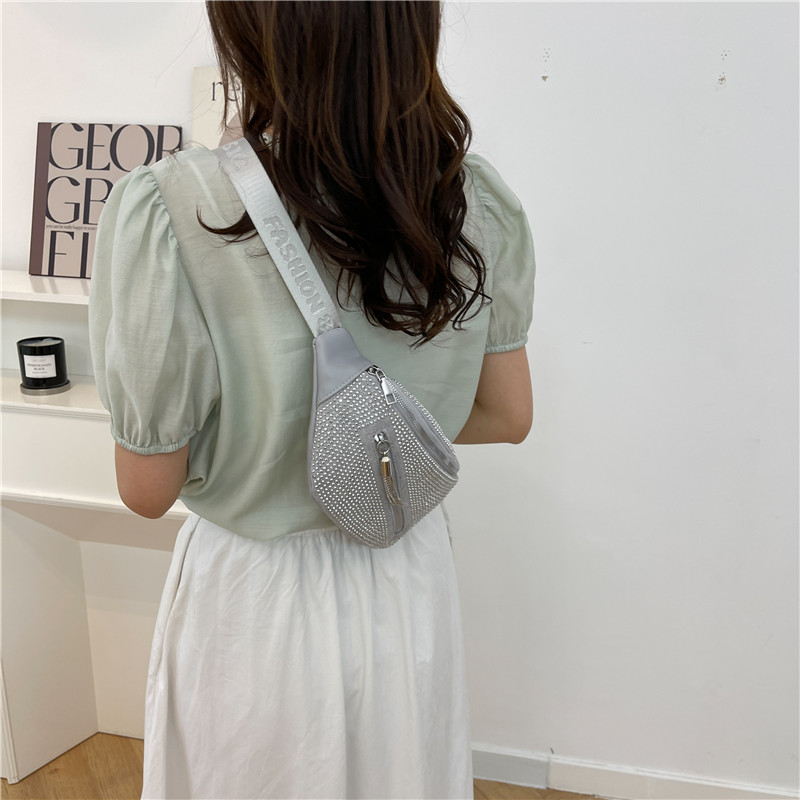 Women's Classic Style Solid Color Pu Leather Waist Bags display picture 2