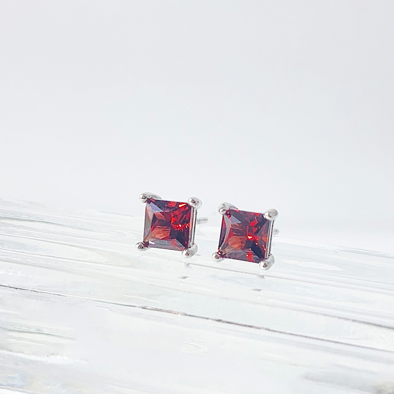 2 Pieces Casual Simple Style Square Flower Plating Inlay Sterling Silver Zircon Gold Plated Earrings Ear Studs display picture 4