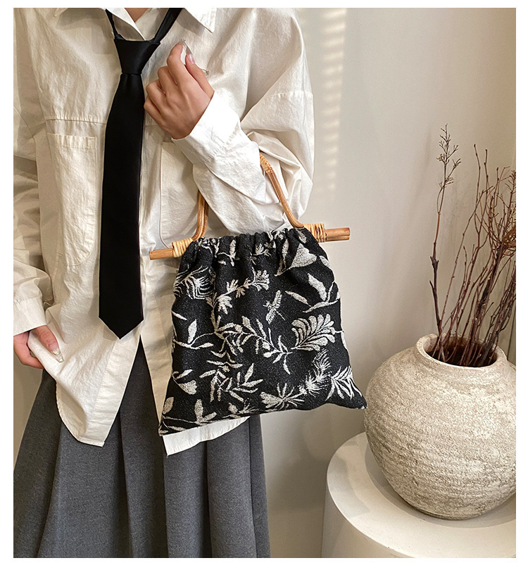 Women's Small Cotton Leaves Vintage Style Open Handbag display picture 1