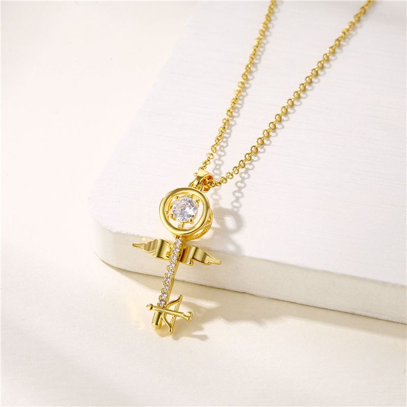 Simple Style Heart Shape Key Stainless Steel Titanium Steel Plating Inlay Zircon 18k Gold Plated Gold Plated Pendant Necklace display picture 13