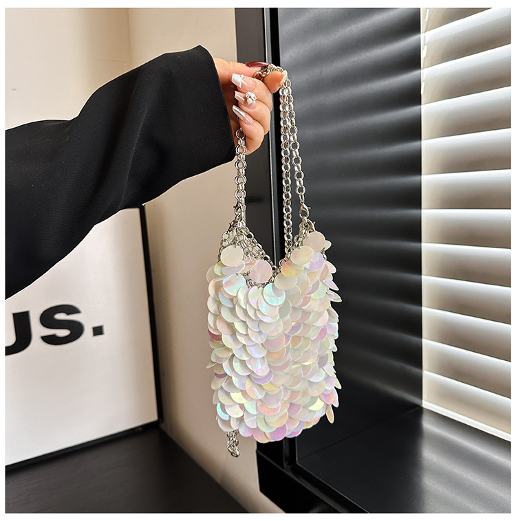 Women's Small PVC Solid Color Sexy Sequins Open Evening Bag display picture 18