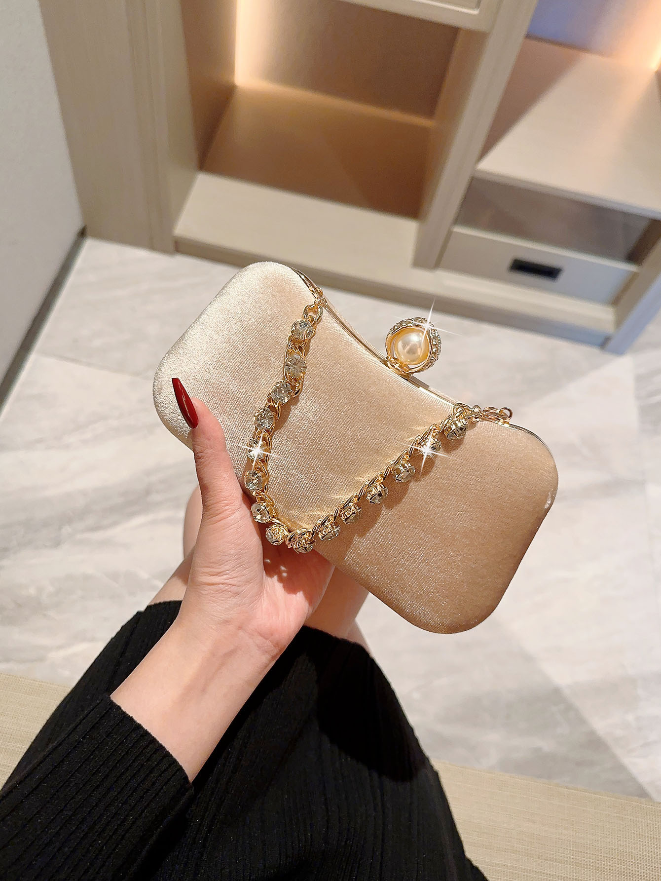 Gold Polyester Solid Color Square Evening Bags display picture 2