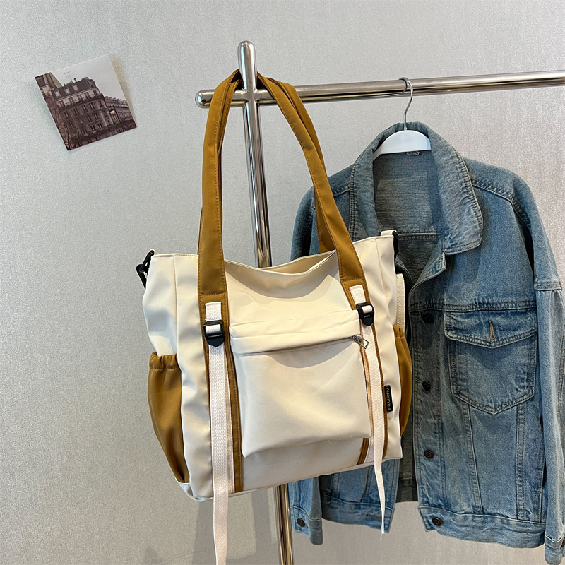 Women's Canvas Color Block Vacation Streetwear Sports Sewing Thread Square Zipper Shoulder Bag Messenger Bag display picture 5