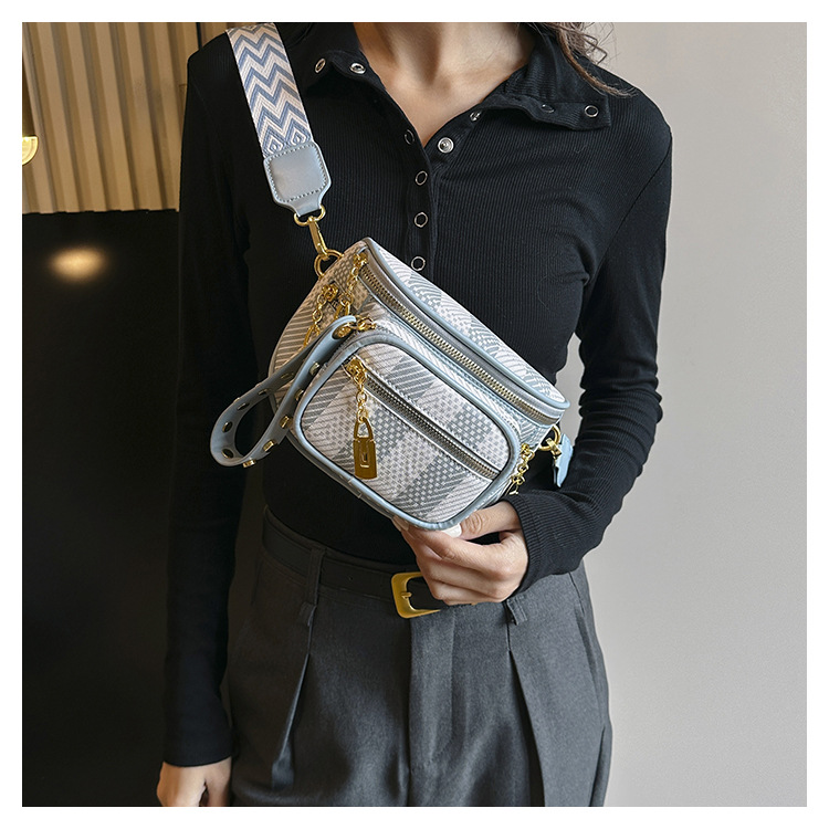Women's Pu Leather Color Block Vintage Style Square Zipper Shoulder Bag display picture 2