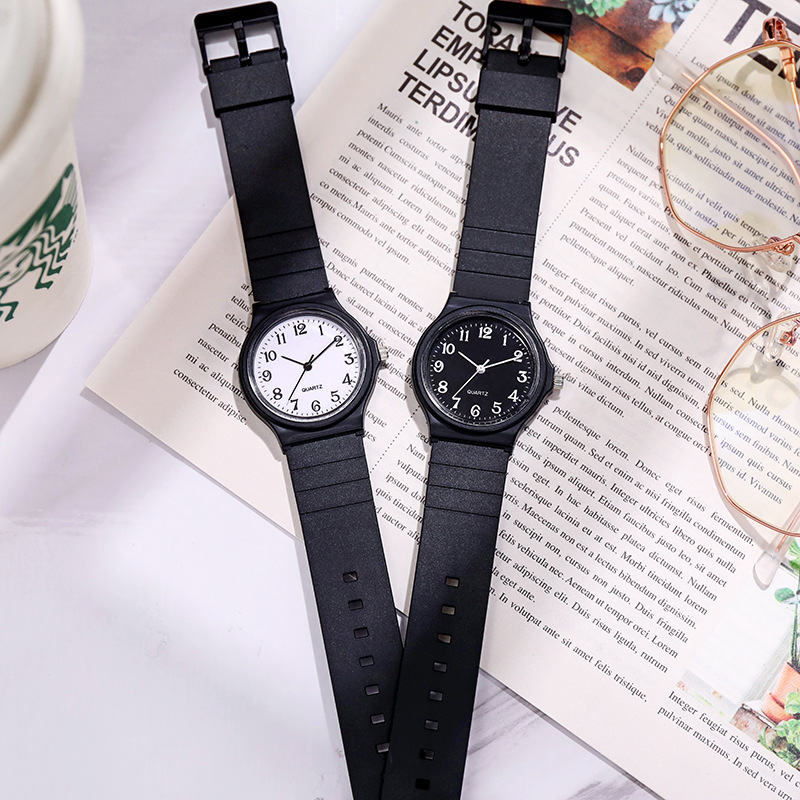 Simple Style Solid Color Buckle Quartz Women's Watches display picture 4