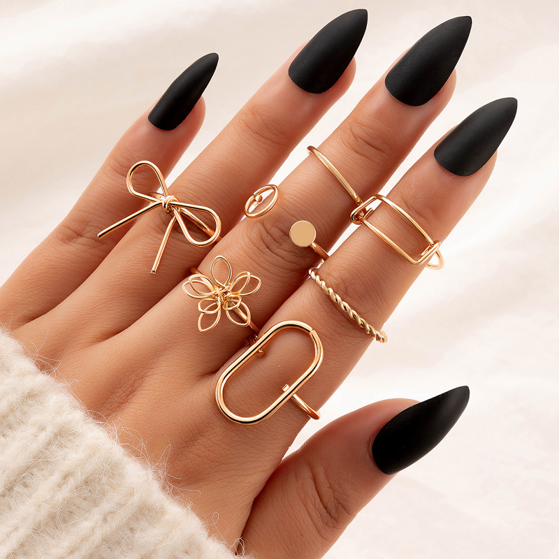 Fashion Geometric Alloy Rings display picture 5