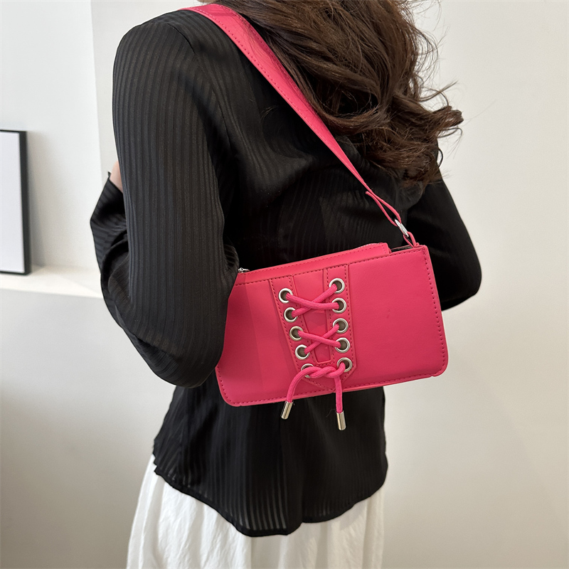 Women's Pu Leather Solid Color Vintage Style Zipper Shoulder Bag display picture 9
